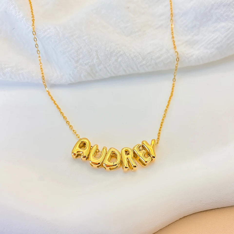 Bubble Buchstaben Kette