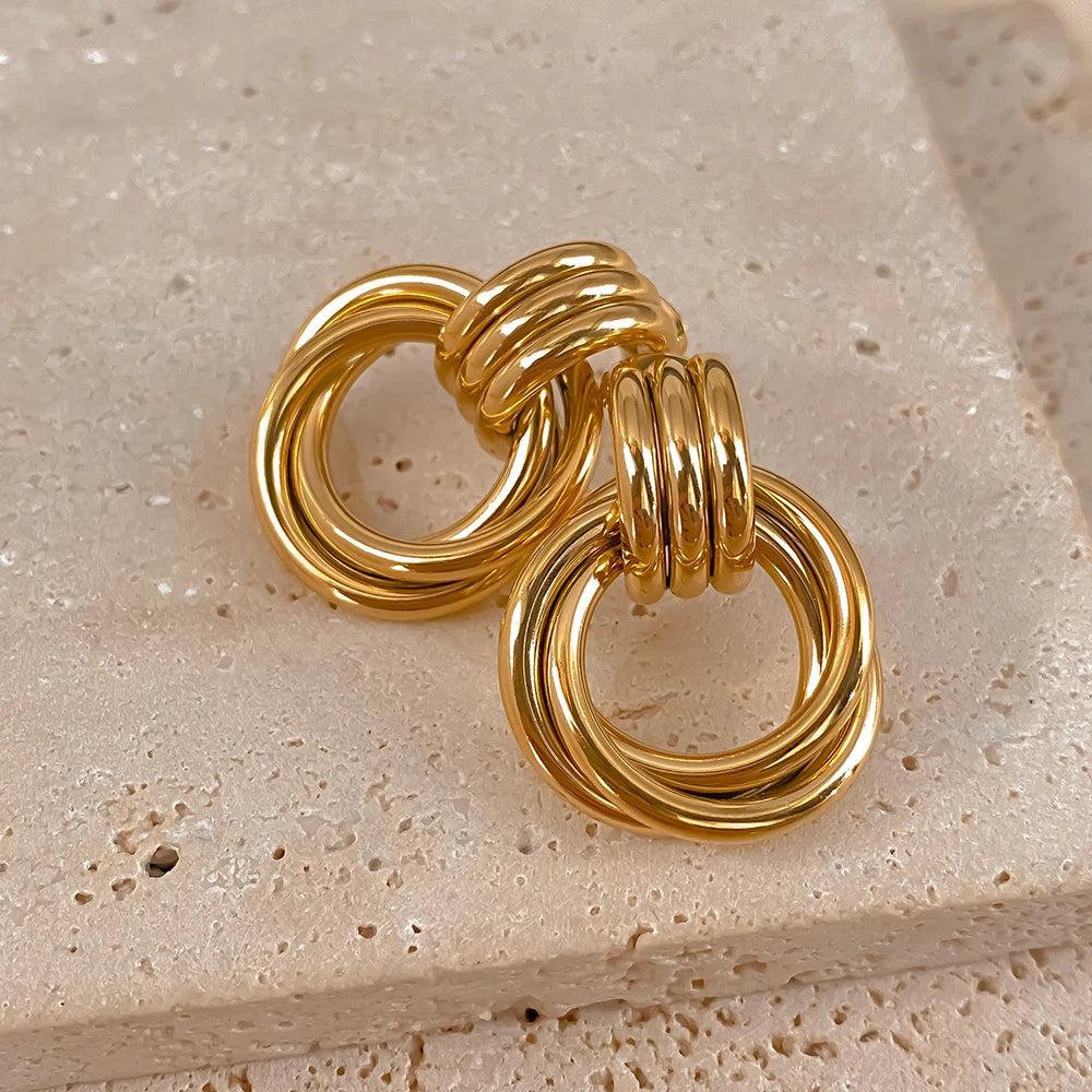 Golden Loop Statement Ohrringe