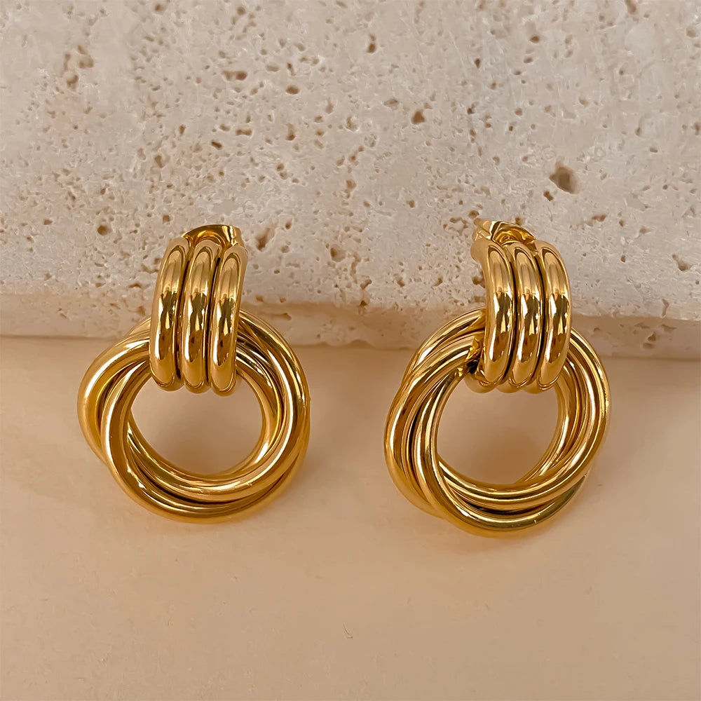 Golden Loop Statement Ohrringe