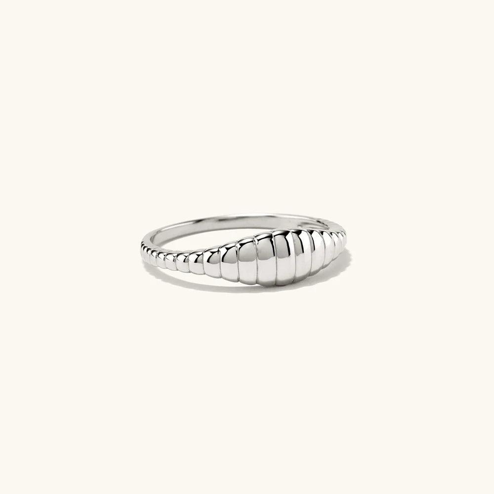 Classic Tail Ring - Fascina