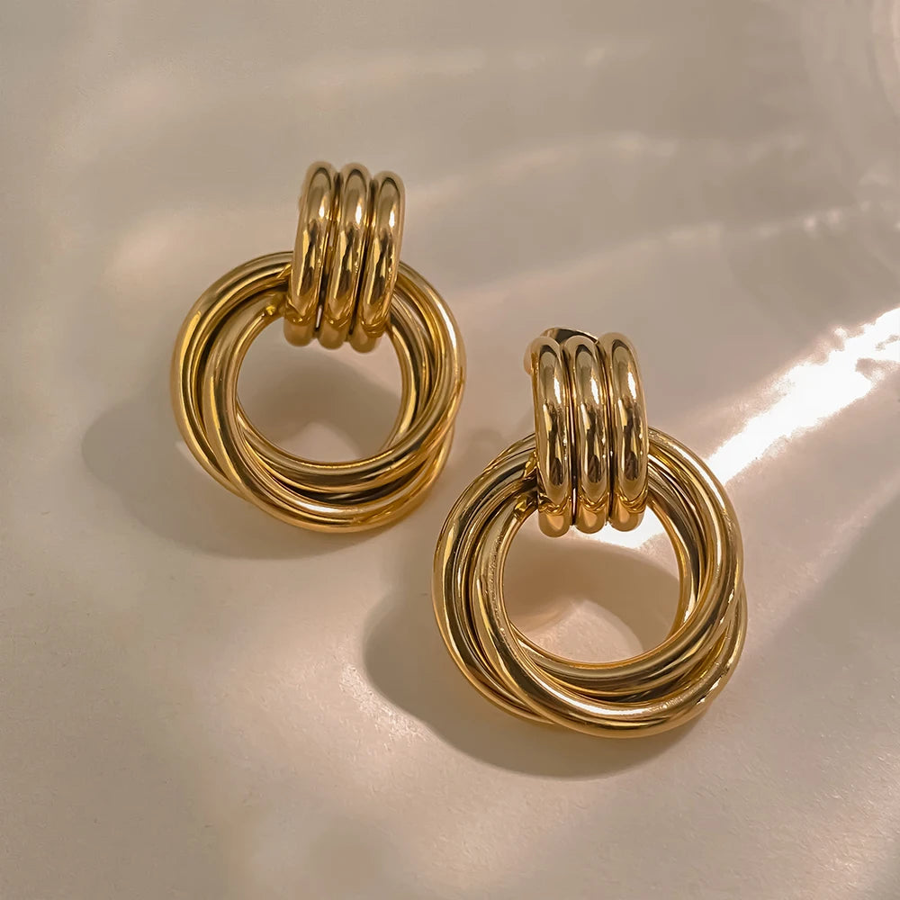 Golden Loop Statement Ohrringe