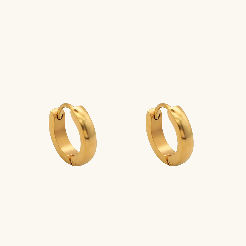 Classic huggie hoop earrings