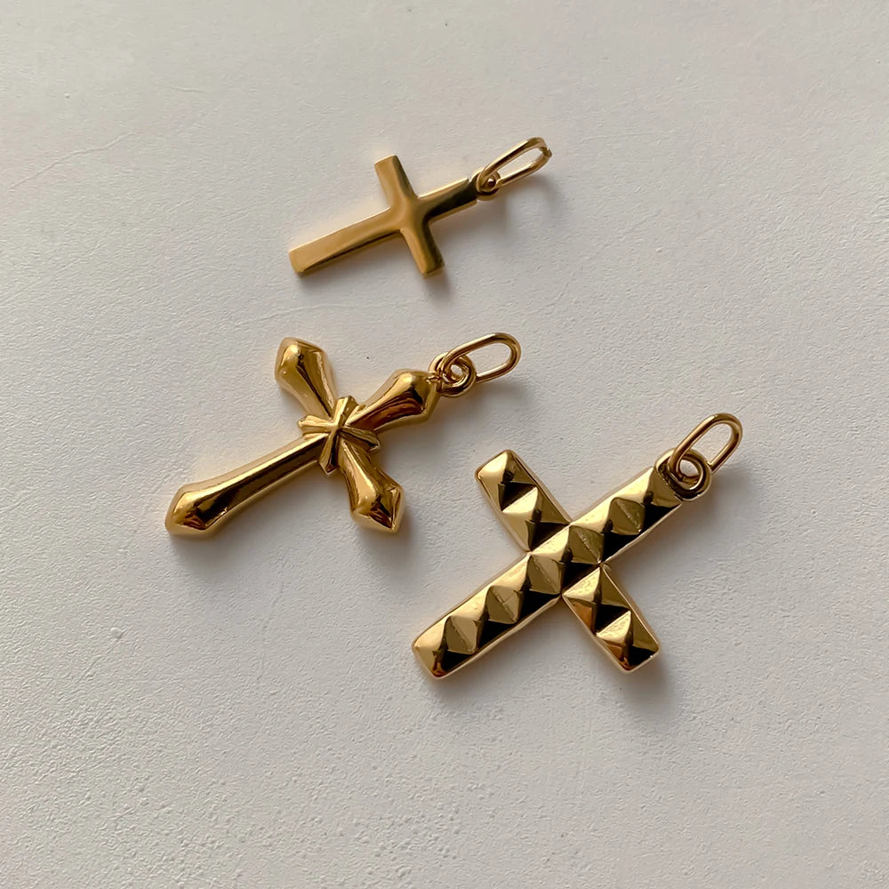Cross pendant