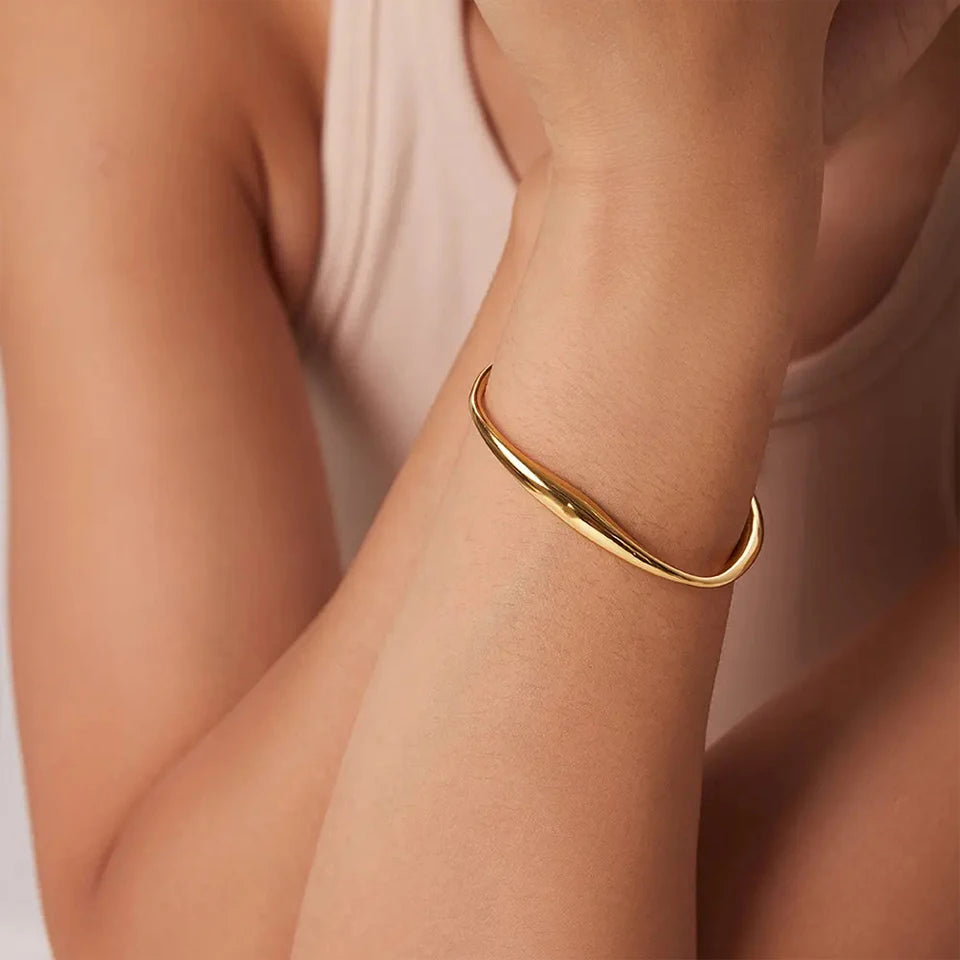 Wave Elegance Armreif